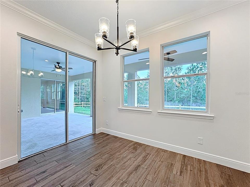 For Sale: $710,000 (4 beds, 3 baths, 2927 Square Feet)