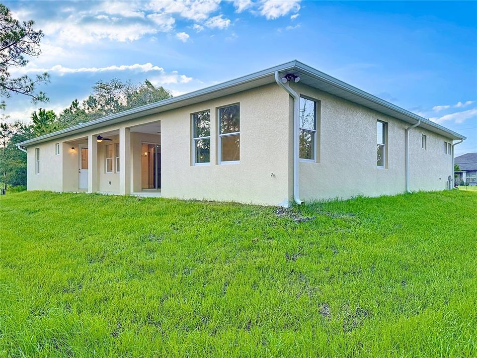 For Sale: $710,000 (4 beds, 3 baths, 2927 Square Feet)