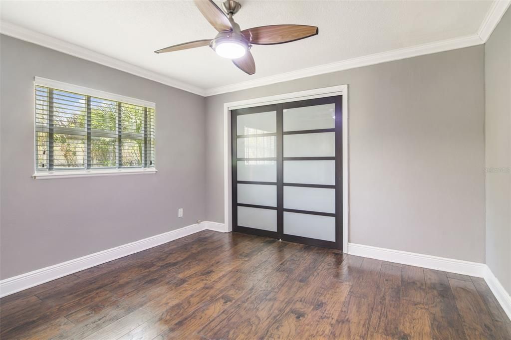 合同活跃: $390,000 (3 贝兹, 2 浴室, 1848 平方英尺)