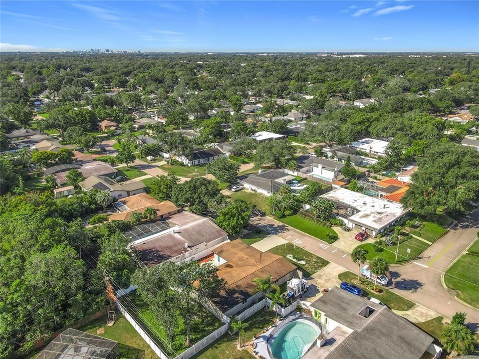 For Sale: $575,000 (4 beds, 2 baths, 2000 Square Feet)