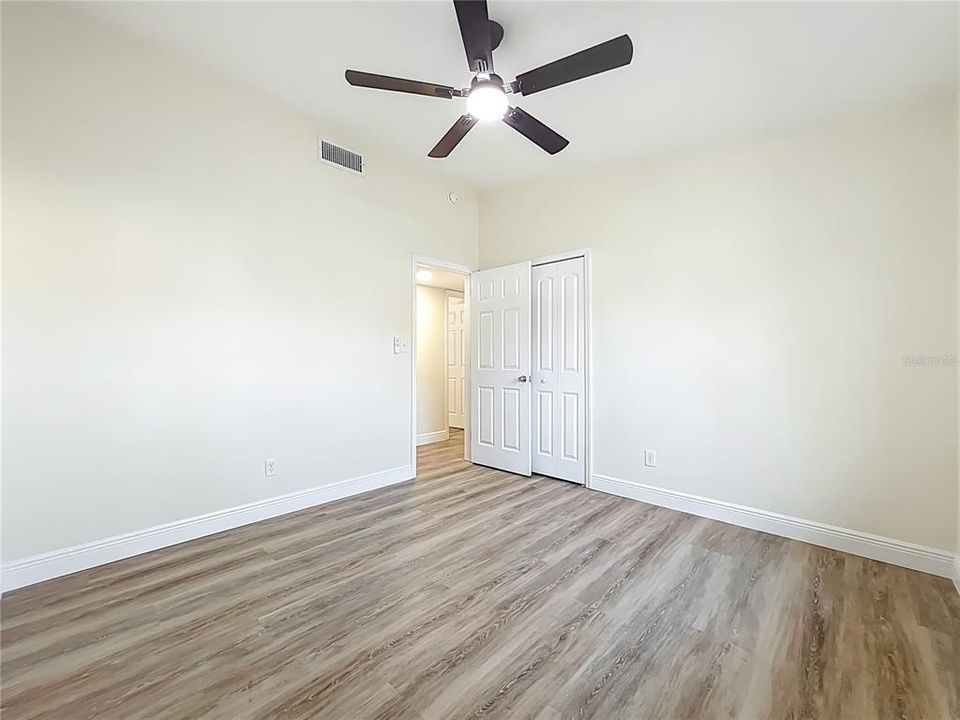 For Sale: $575,000 (4 beds, 2 baths, 2000 Square Feet)