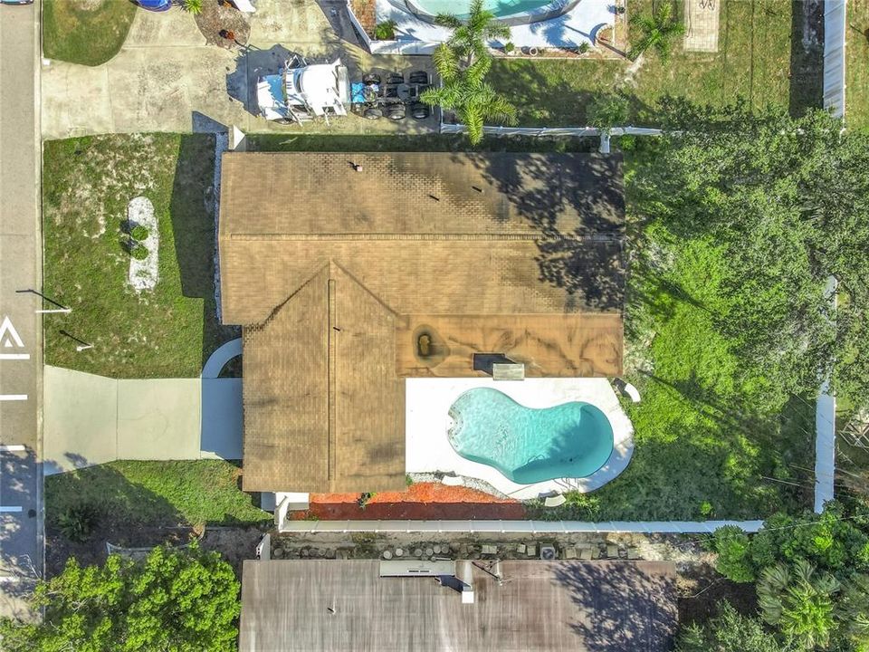 For Sale: $575,000 (4 beds, 2 baths, 2000 Square Feet)