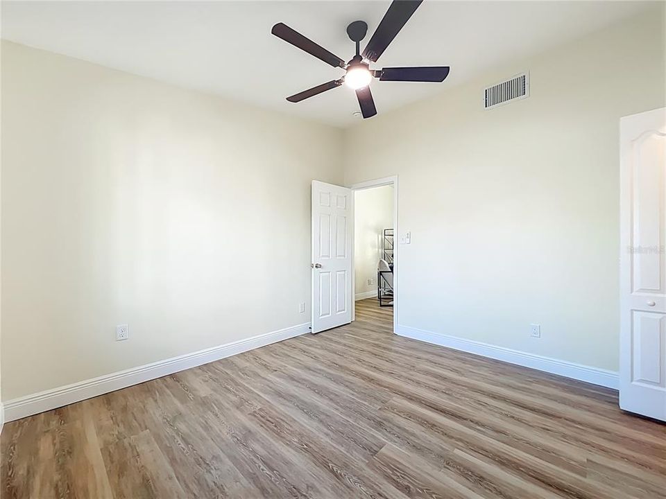 For Sale: $575,000 (4 beds, 2 baths, 2000 Square Feet)