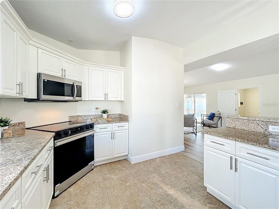 For Sale: $575,000 (4 beds, 2 baths, 2000 Square Feet)