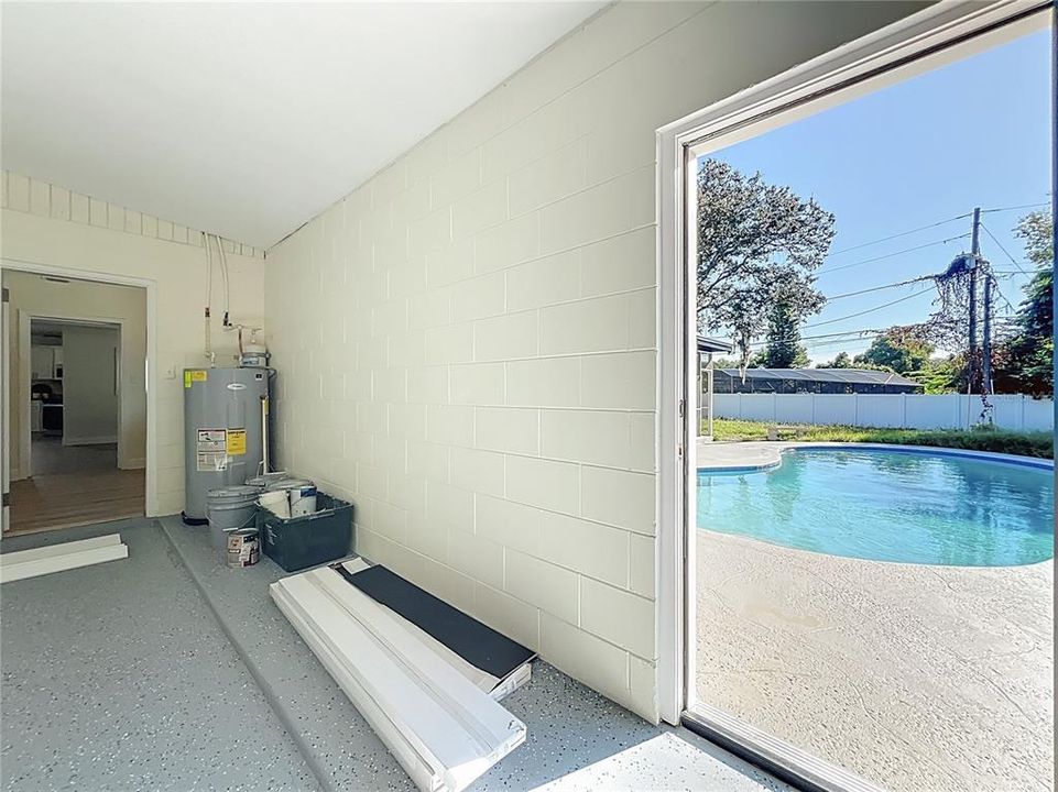 For Sale: $575,000 (4 beds, 2 baths, 2000 Square Feet)