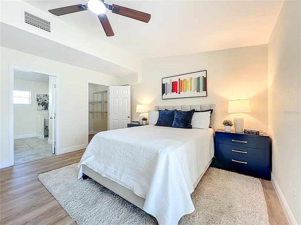 For Sale: $575,000 (4 beds, 2 baths, 2000 Square Feet)