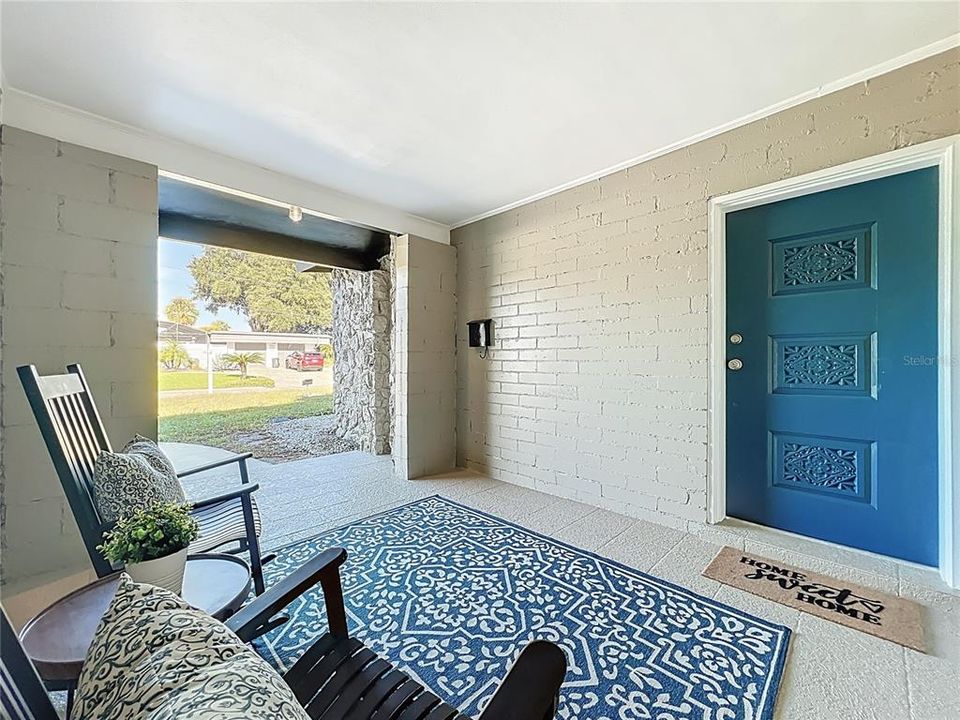 For Sale: $575,000 (4 beds, 2 baths, 2000 Square Feet)