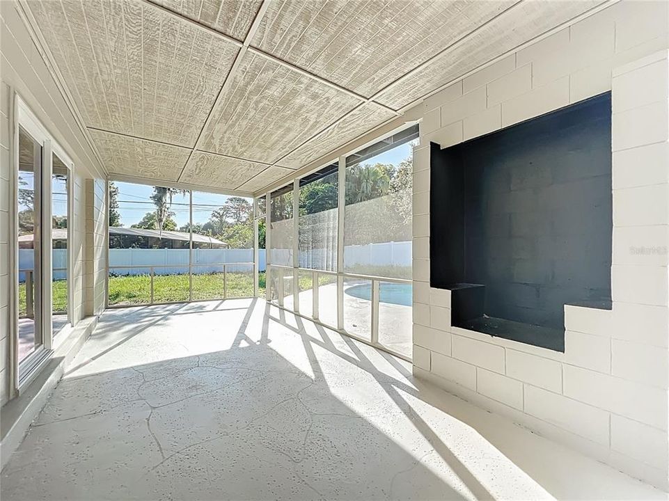 For Sale: $575,000 (4 beds, 2 baths, 2000 Square Feet)