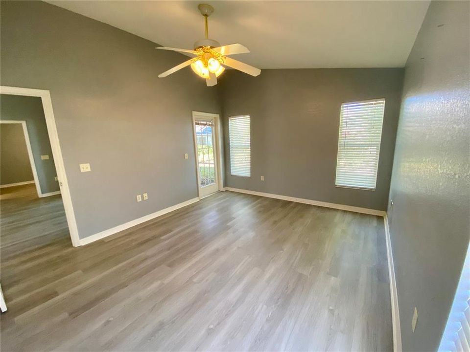 En Venta: $242,000 (2 camas, 2 baños, 1385 Pies cuadrados)