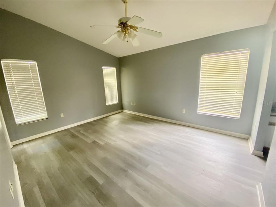 En Venta: $242,000 (2 camas, 2 baños, 1385 Pies cuadrados)