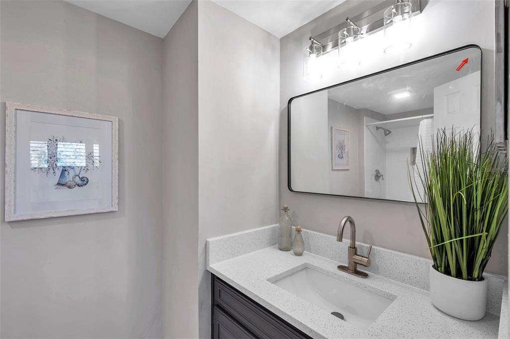 出租: $2,000 (2 贝兹, 2 浴室, 1260 平方英尺)