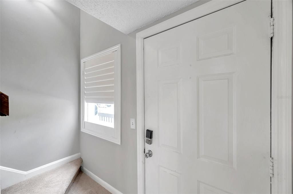 出租: $2,000 (2 贝兹, 2 浴室, 1260 平方英尺)