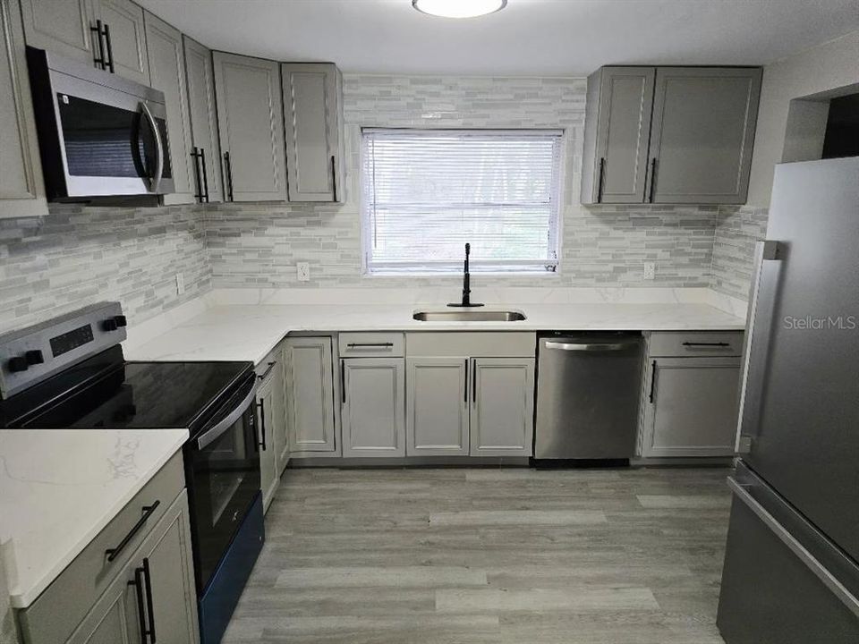 Active With Contract: $266,000 (4 beds, 2 baths, 1446 Square Feet)