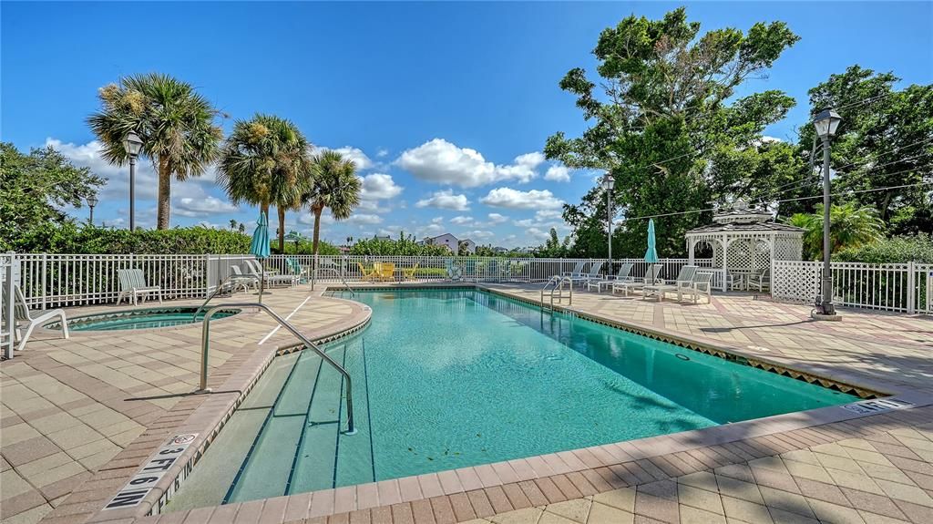 В аренду: $10,000 (3 спален, 2 ванн, 2467 Квадратных фут)