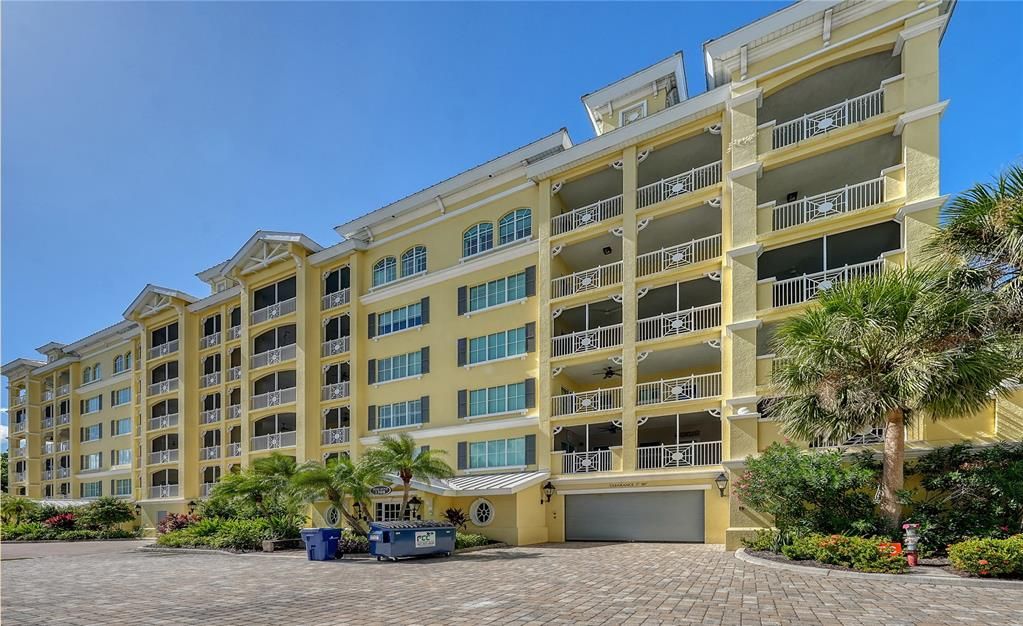 В аренду: $10,000 (3 спален, 2 ванн, 2467 Квадратных фут)