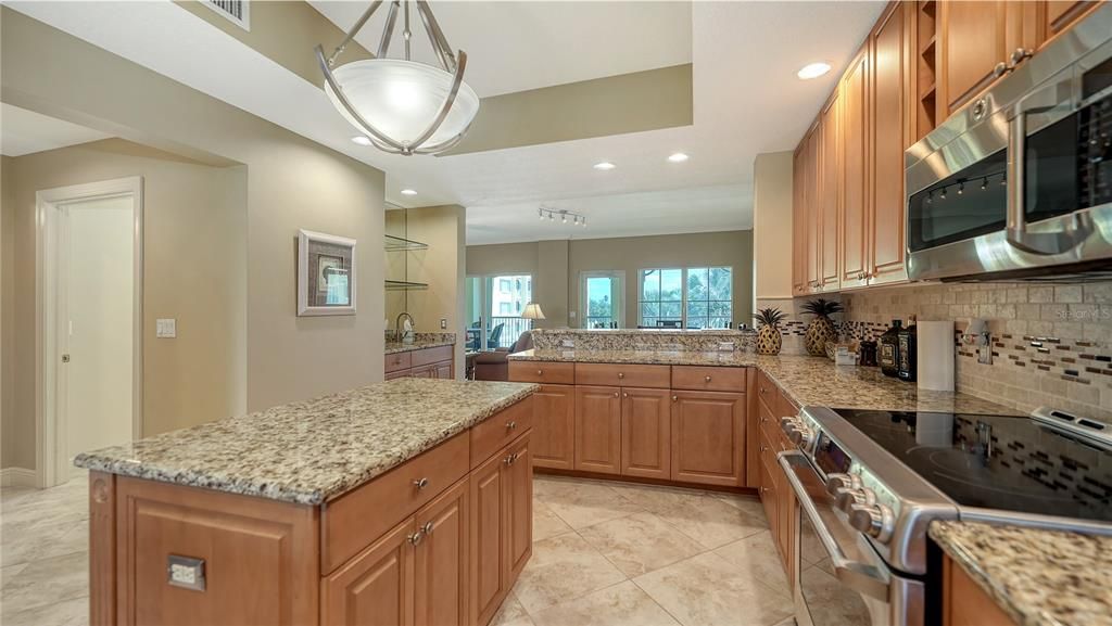 В аренду: $10,000 (3 спален, 2 ванн, 2467 Квадратных фут)