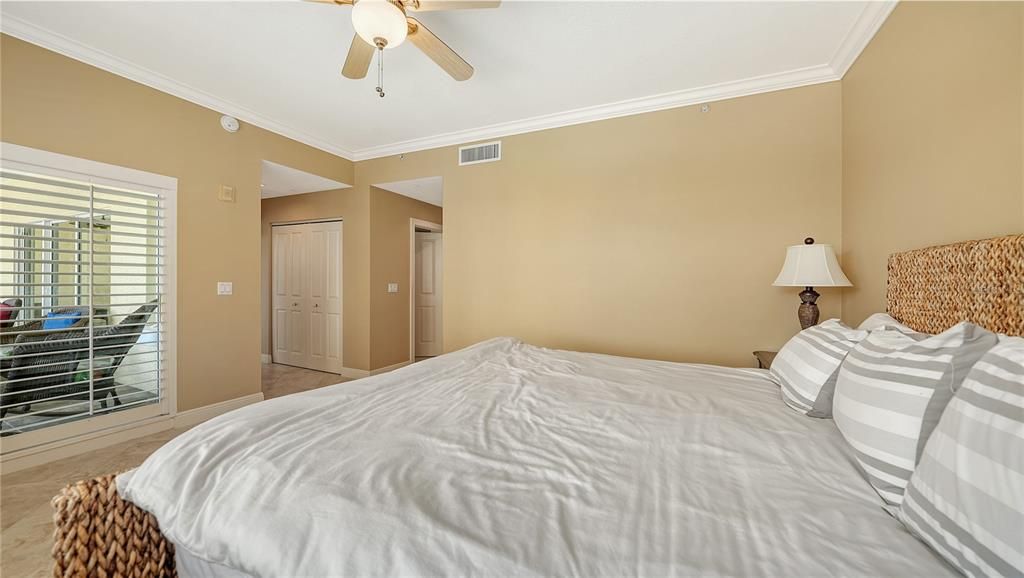 В аренду: $10,000 (3 спален, 2 ванн, 2467 Квадратных фут)