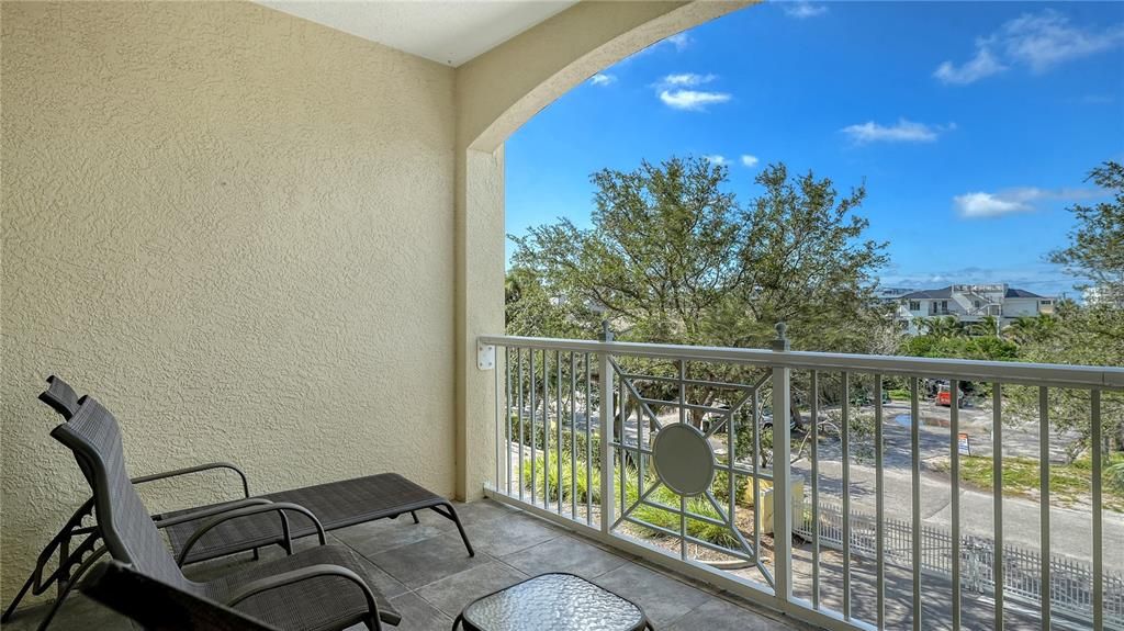 В аренду: $10,000 (3 спален, 2 ванн, 2467 Квадратных фут)