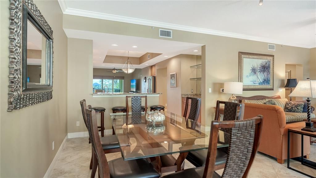 В аренду: $10,000 (3 спален, 2 ванн, 2467 Квадратных фут)