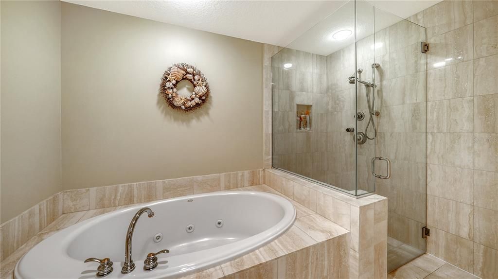 В аренду: $10,000 (3 спален, 2 ванн, 2467 Квадратных фут)