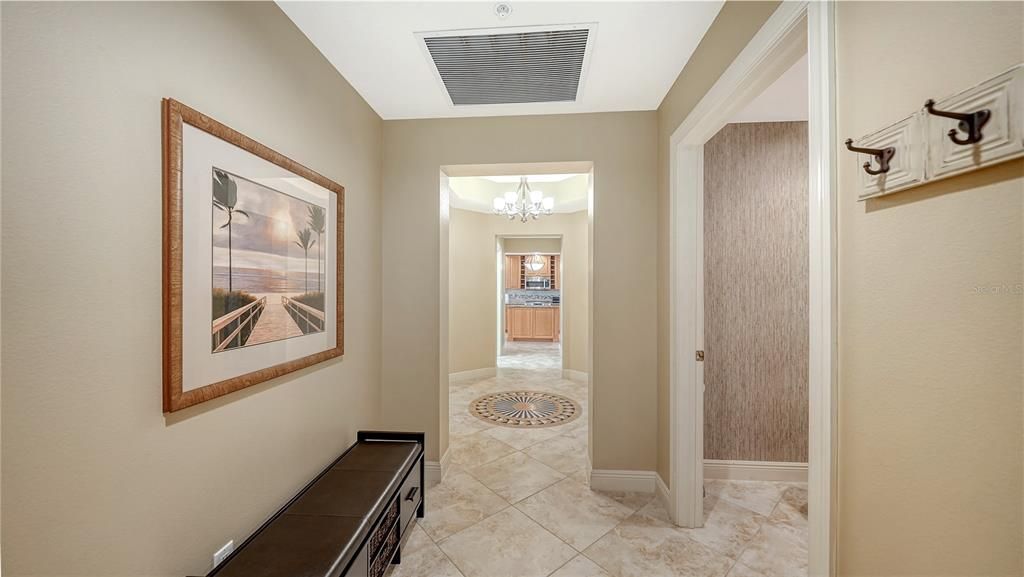 В аренду: $10,000 (3 спален, 2 ванн, 2467 Квадратных фут)