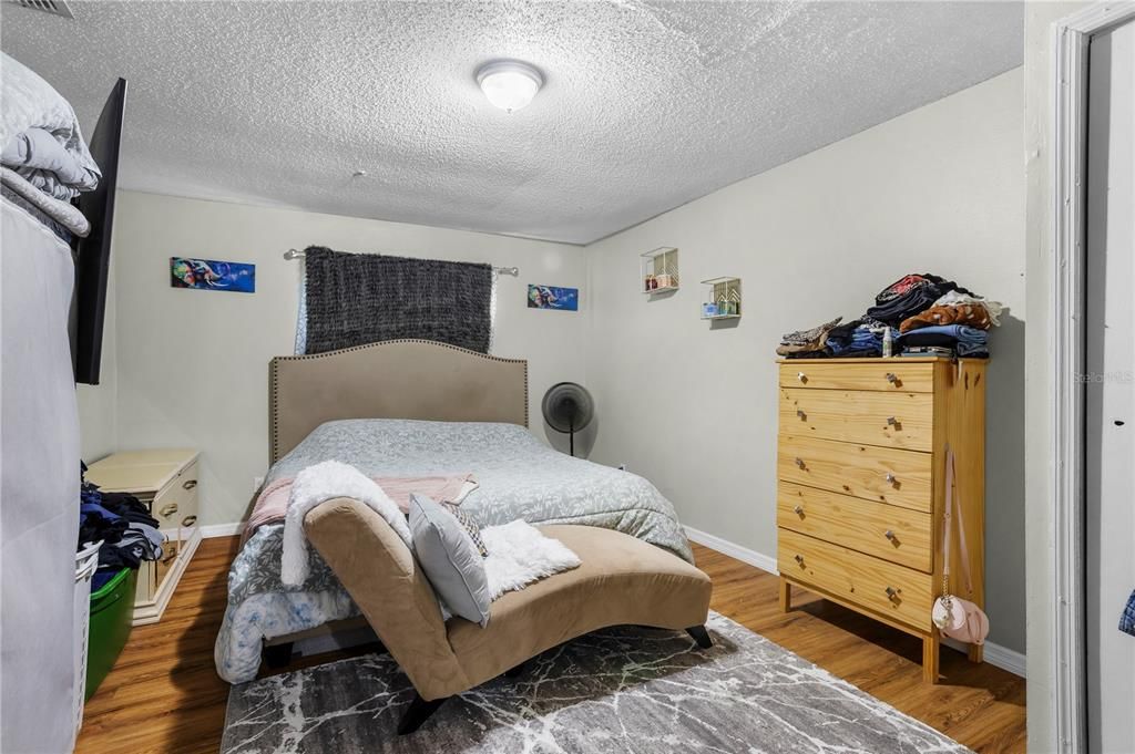 待售: $395,000 (4 贝兹, 0 浴室, 3118 平方英尺)