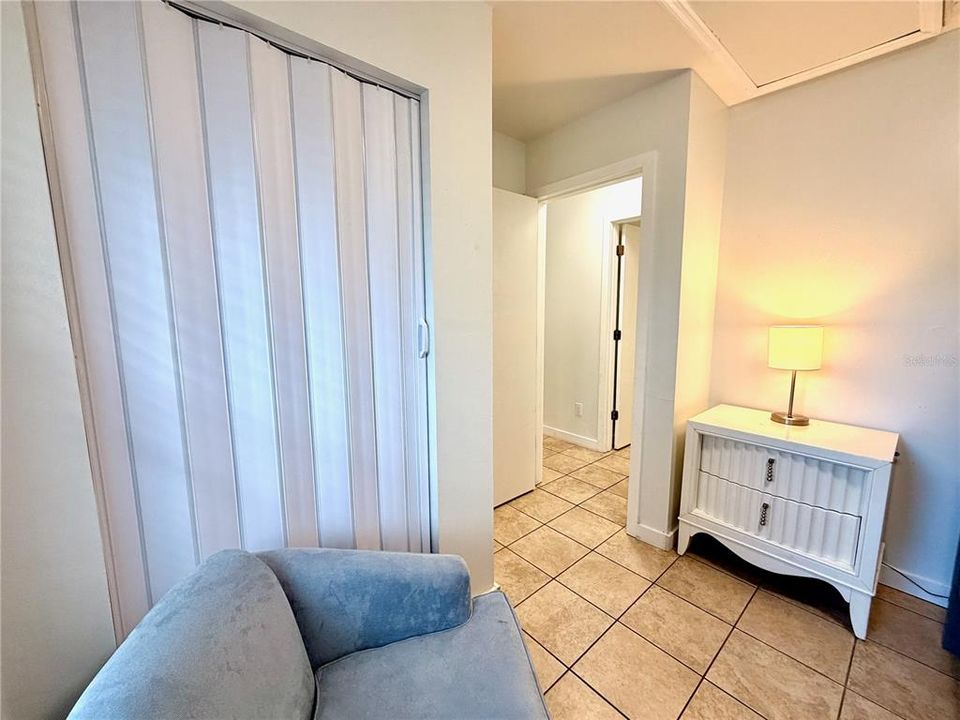 For Sale: $187,500 (2 beds, 1 baths, 672 Square Feet)