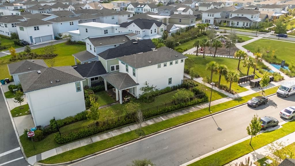 出租: $1,599 (1 贝兹, 1 浴室, 700 平方英尺)