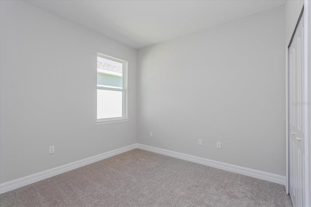 Под контрактом: $337,990 (4 спален, 2 ванн, 1938 Квадратных фут)