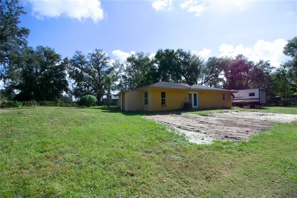 На продажу: $300,000 (3 спален, 2 ванн, 1480 Квадратных фут)