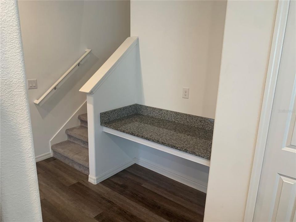 На продажу: $255,000 (3 спален, 2 ванн, 1787 Квадратных фут)