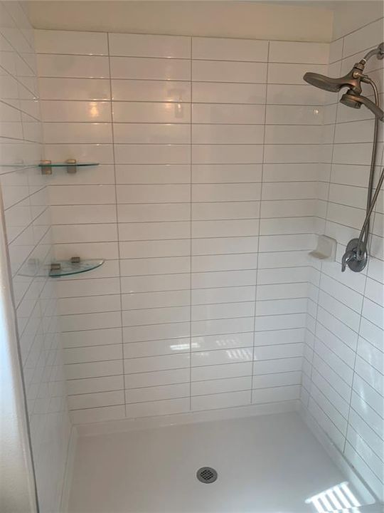 На продажу: $255,000 (3 спален, 2 ванн, 1787 Квадратных фут)