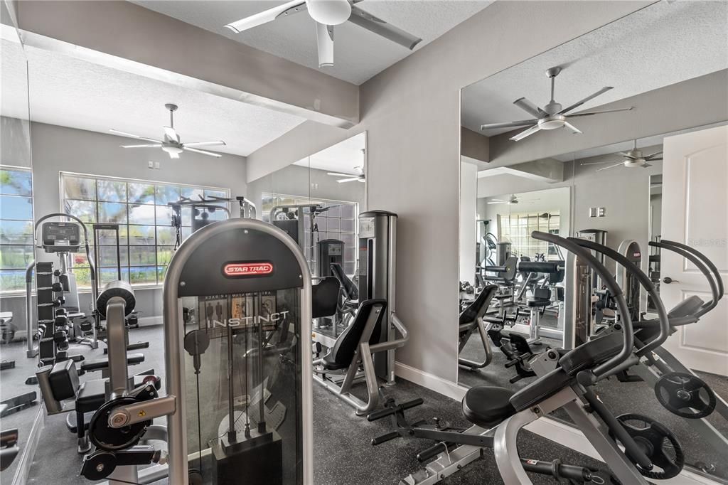 For Sale: $2,550,000 (6 beds, 6 baths, 5805 Square Feet)