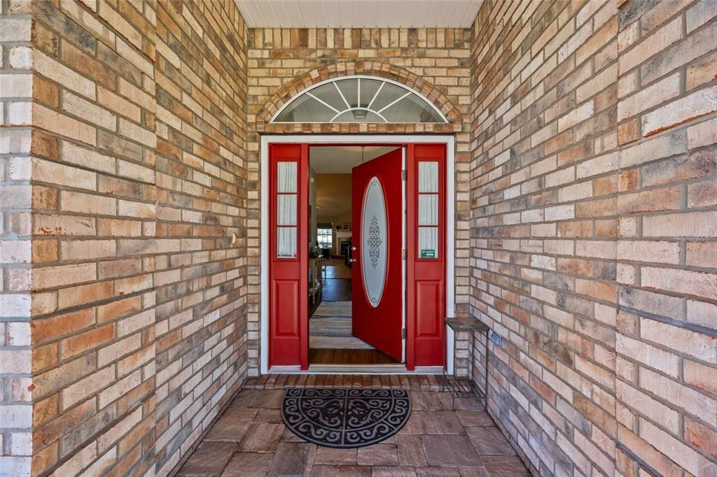 For Sale: $409,900 (4 beds, 3 baths, 2400 Square Feet)