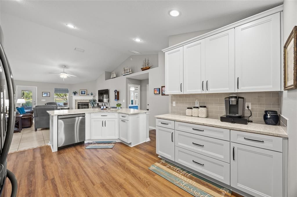 For Sale: $409,900 (4 beds, 3 baths, 2400 Square Feet)