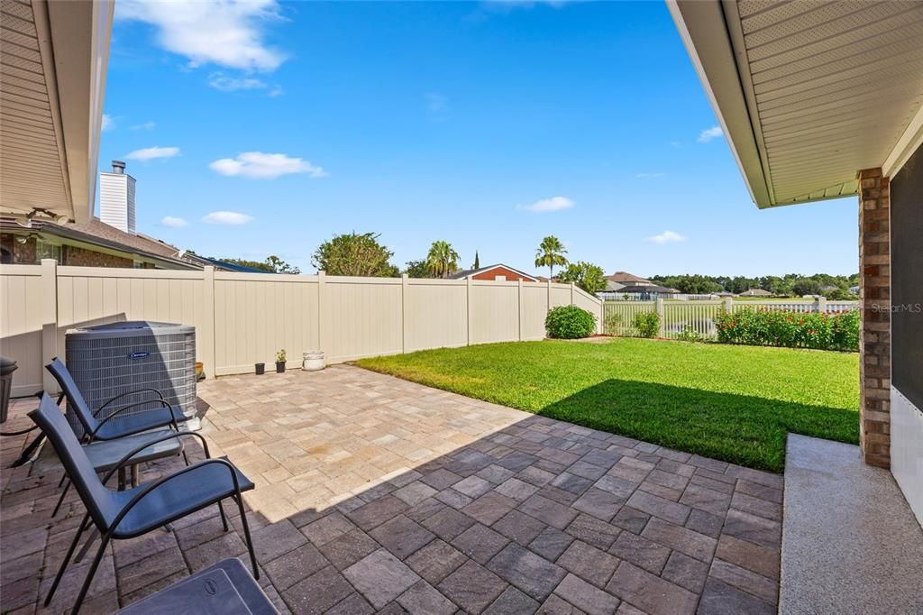 For Sale: $409,900 (4 beds, 3 baths, 2400 Square Feet)