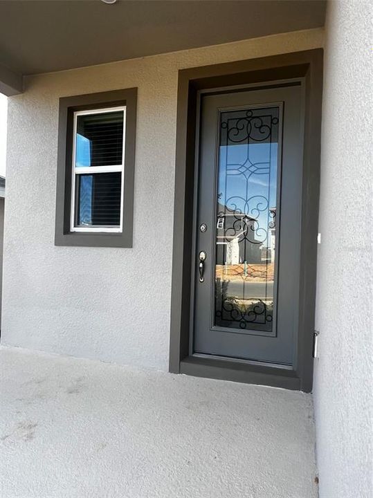 Под контрактом: $559,740 (4 спален, 2 ванн, 2100 Квадратных фут)