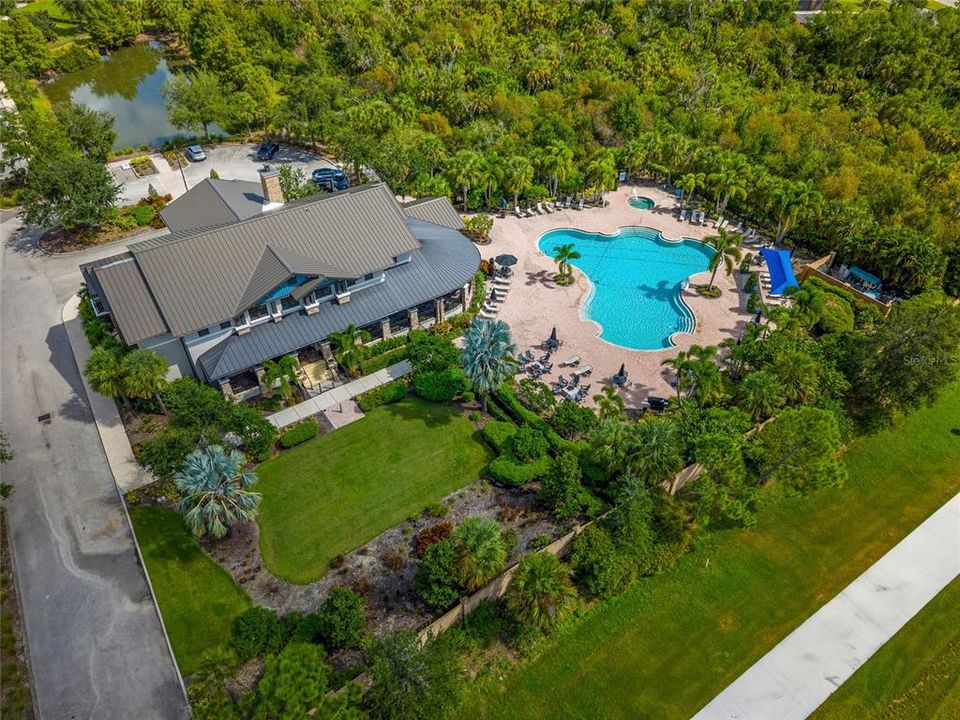 Active With Contract: $365,000 (3 beds, 2 baths, 2024 Square Feet)