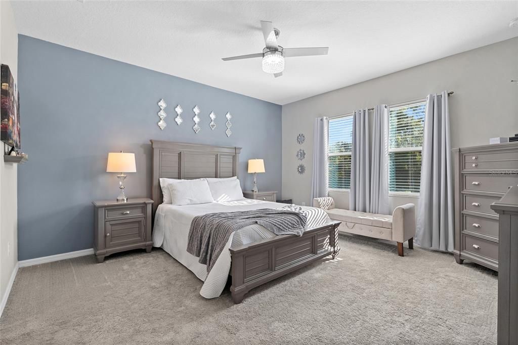 Active With Contract: $365,000 (3 beds, 2 baths, 2024 Square Feet)