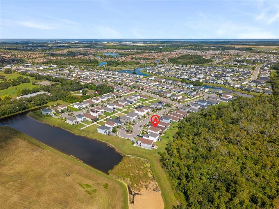 Active With Contract: $365,000 (3 beds, 2 baths, 2024 Square Feet)