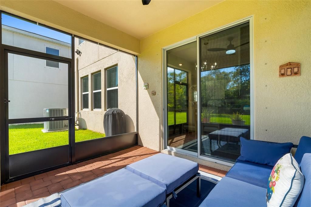 Active With Contract: $365,000 (3 beds, 2 baths, 2024 Square Feet)