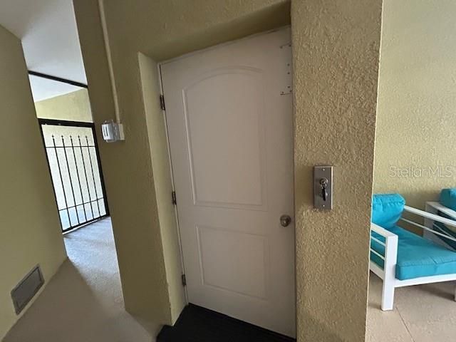 For Rent: $2,000 (3 beds, 2 baths, 1652 Square Feet)