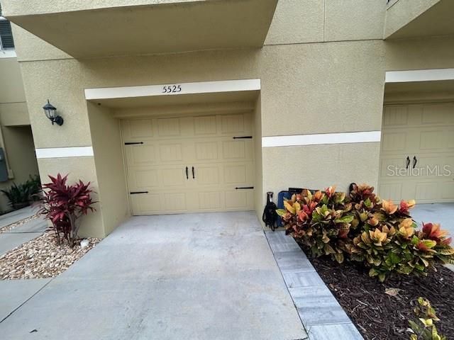 For Rent: $2,000 (3 beds, 2 baths, 1652 Square Feet)