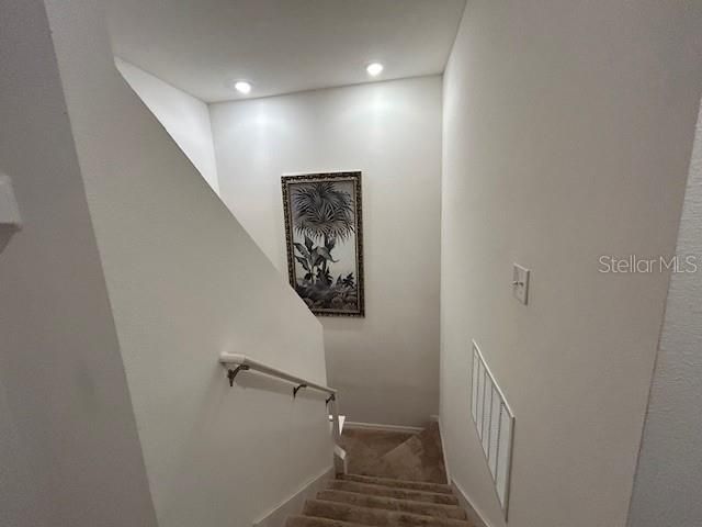 For Rent: $2,000 (3 beds, 2 baths, 1652 Square Feet)