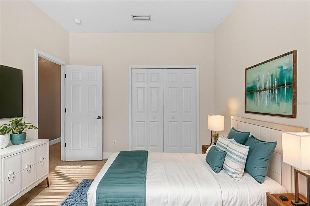 Active With Contract: $450,000 (3 beds, 2 baths, 1992 Square Feet)