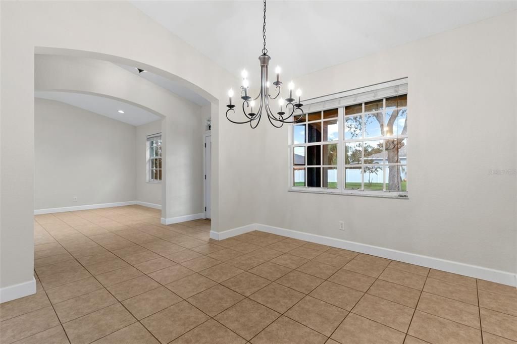 Active With Contract: $450,000 (3 beds, 2 baths, 1992 Square Feet)