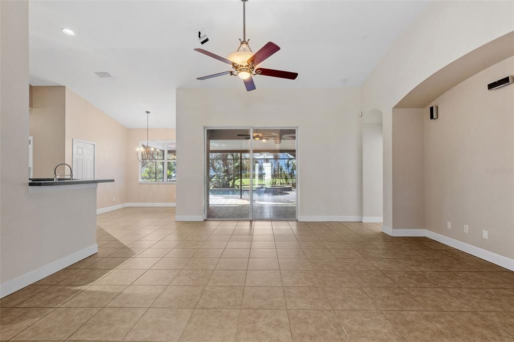 Active With Contract: $450,000 (3 beds, 2 baths, 1992 Square Feet)