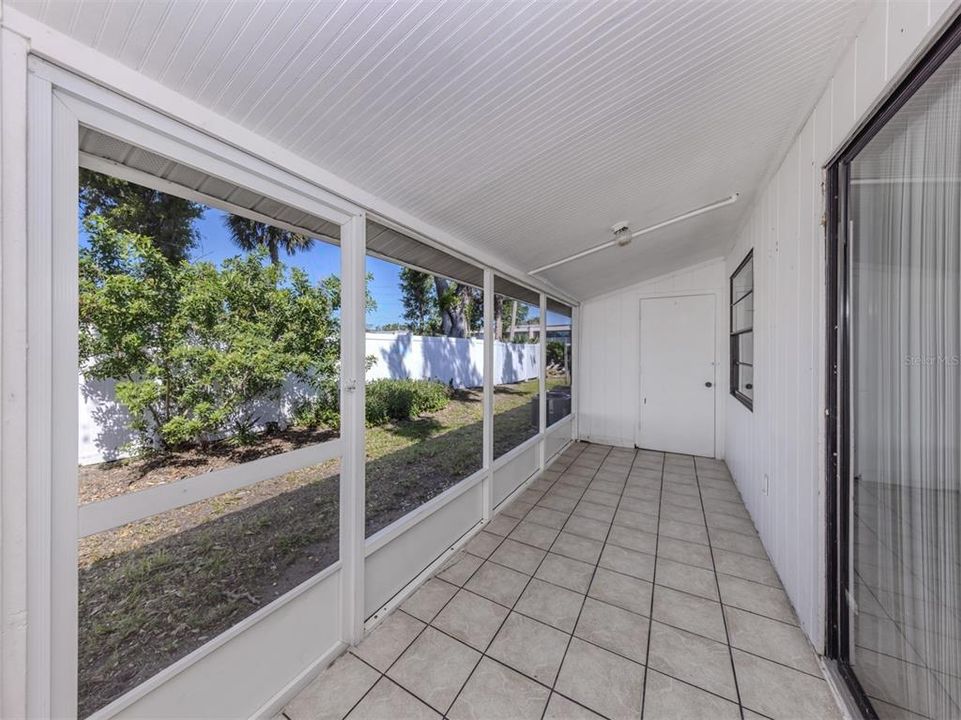 En Renta: $1,650 (2 camas, 1 baños, 900 Pies cuadrados)