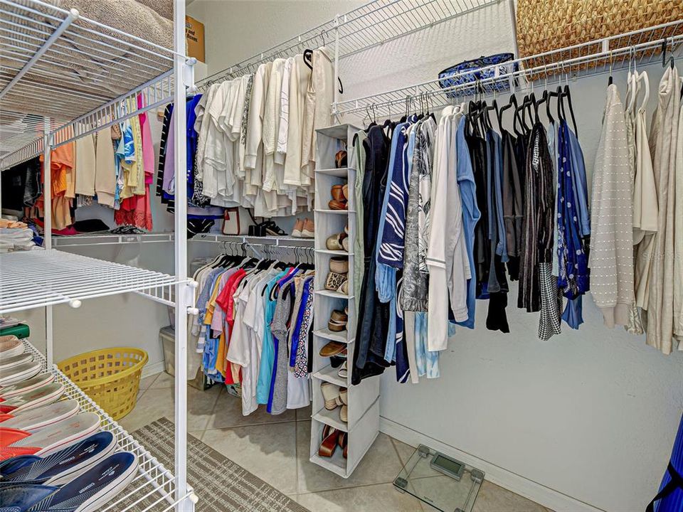 待售: $435,000 (2 贝兹, 2 浴室, 1665 平方英尺)