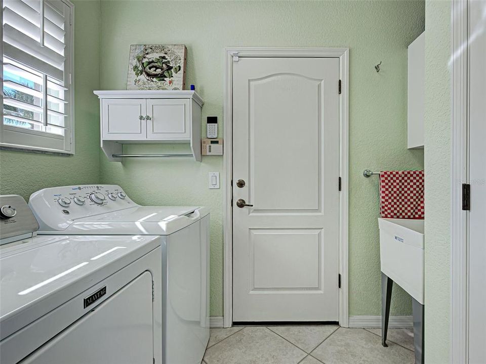 待售: $435,000 (2 贝兹, 2 浴室, 1665 平方英尺)